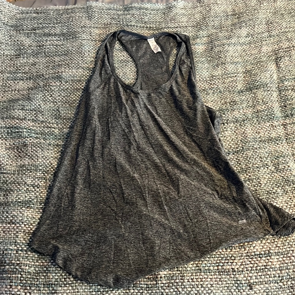 workout tank